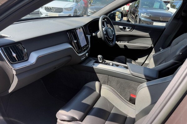 Used Volvo XC60 2022 for sale - 75563883: Photo 26