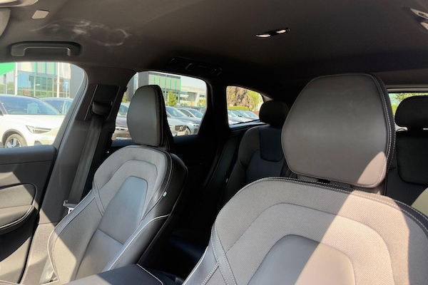 Used Volvo XC60 2022 for sale - 75563883: Photo 28