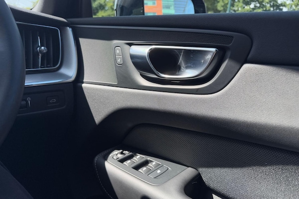 Used Volvo XC60 2022 for sale - 75563883: Photo 40