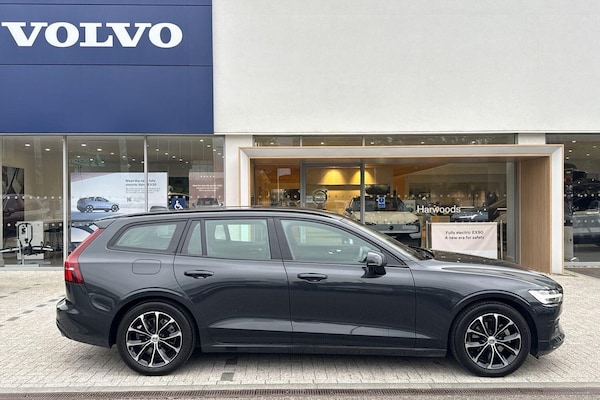 Used Volvo V60 2019 for sale - 76295589: Photo 2