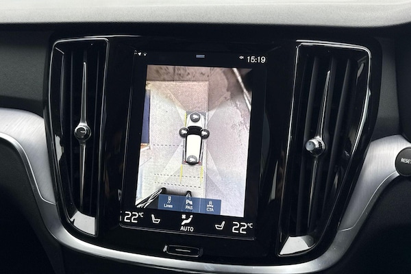 Used Volvo V60 2019 for sale - 76295589: Photo 4