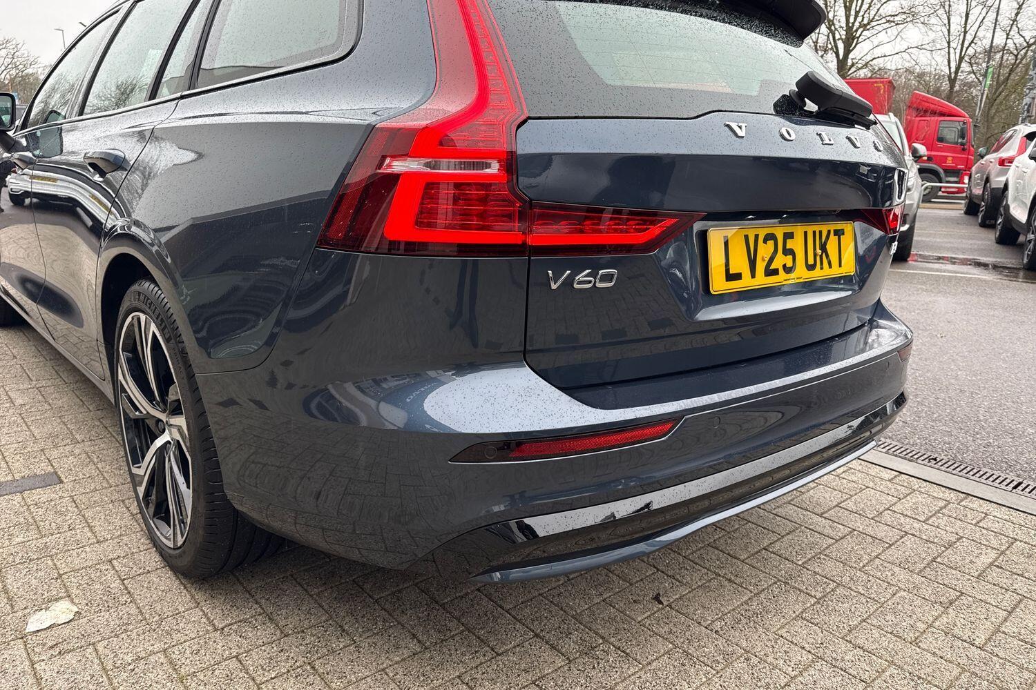 Used Volvo V60 2025 for sale - 77142940: Photo 18