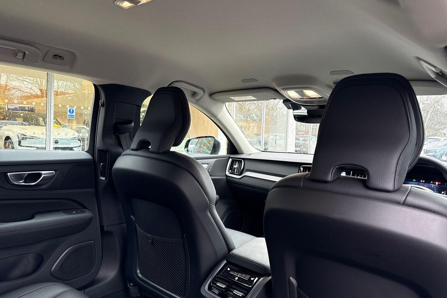 Used Volvo V60 2025 for sale - 77142940: Photo 24