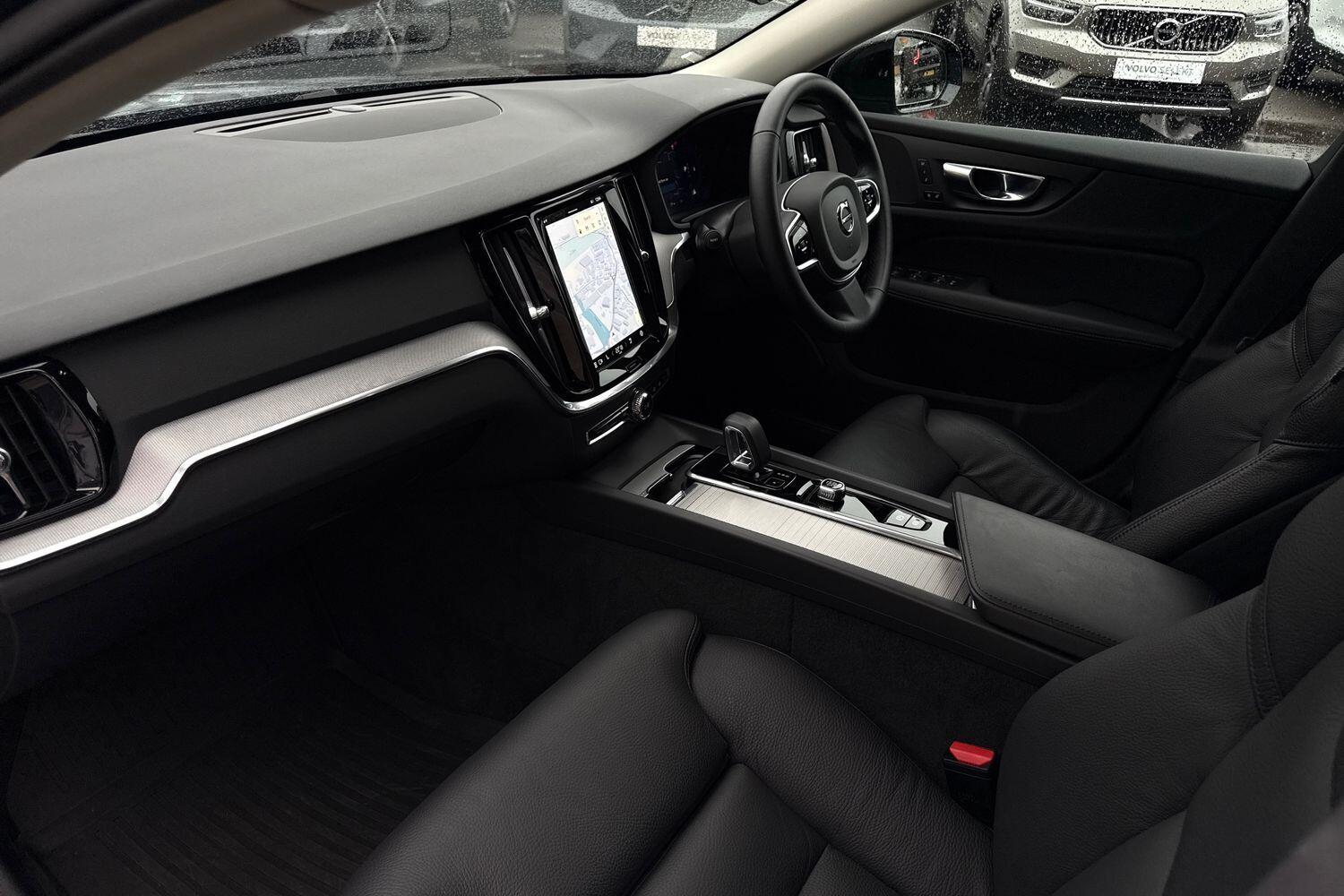 Used Volvo V60 2025 for sale - 77142940: Photo 27