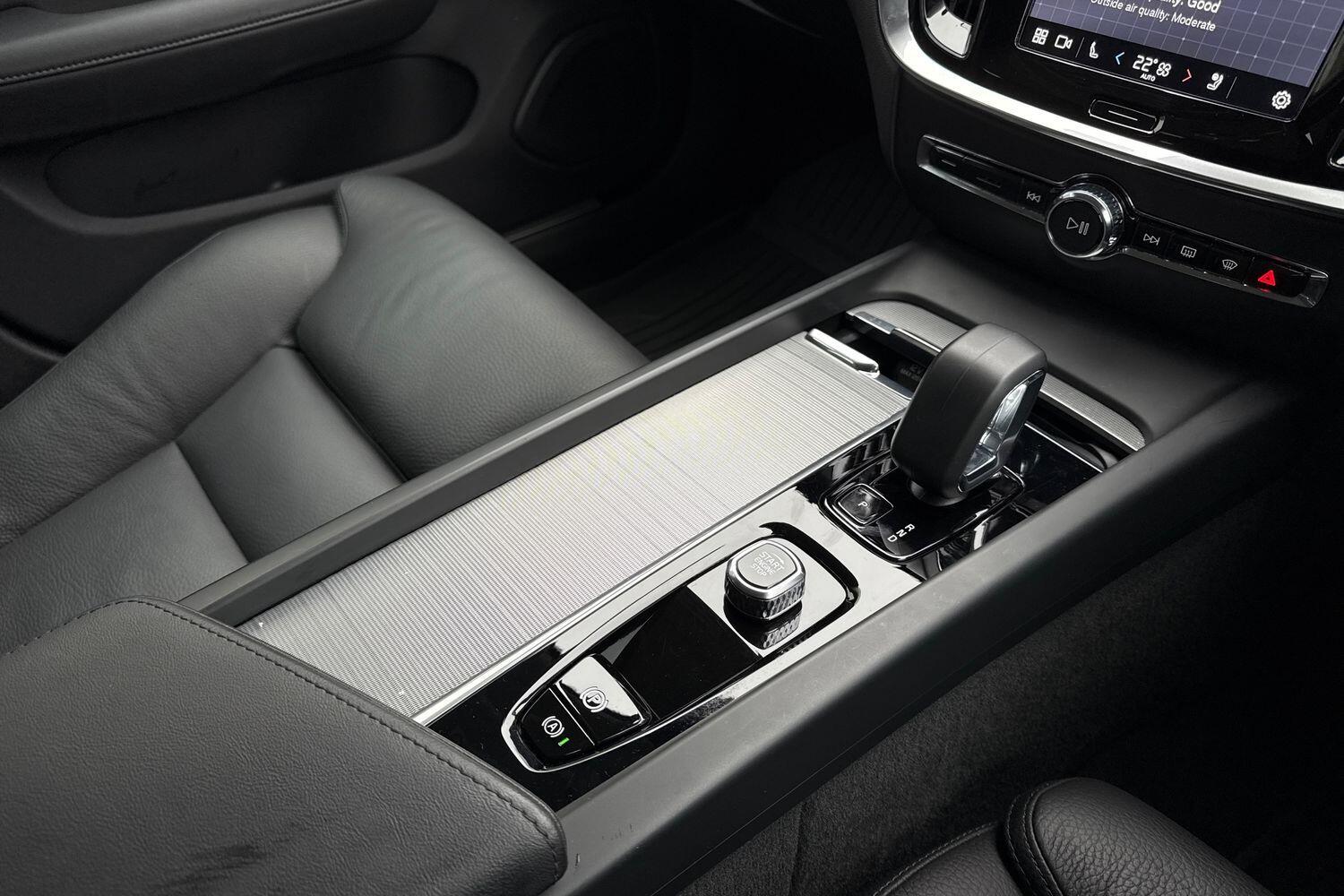 Used Volvo V60 2025 for sale - 77142940: Photo 42