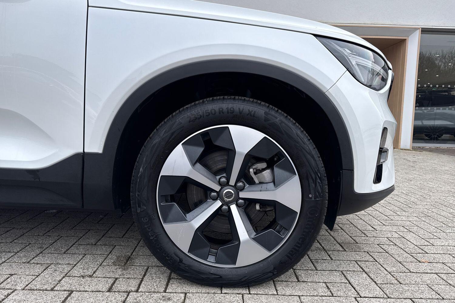 Used Volvo XC40 2025 for sale - 77331482: Photo 13