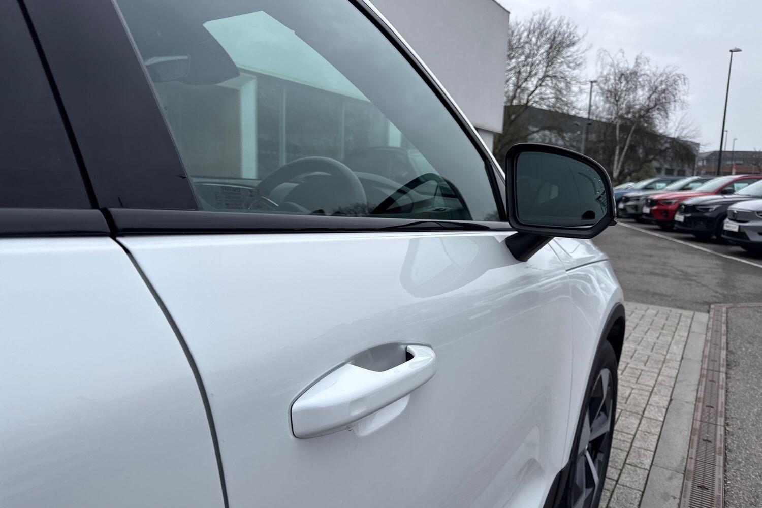 Used Volvo XC40 2025 for sale - 77331482: Photo 16