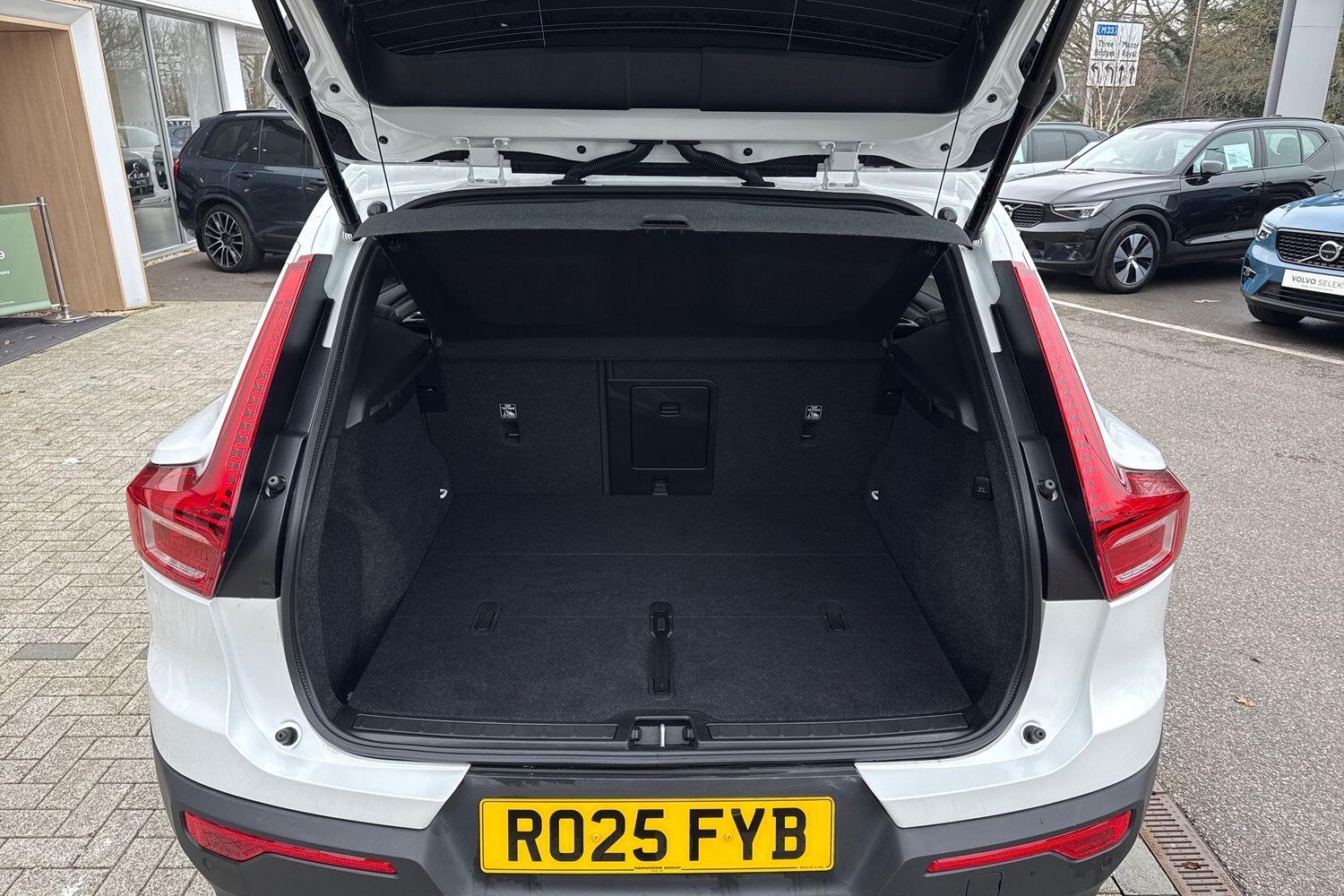 Used Volvo XC40 2025 for sale - 77331482: Photo 19