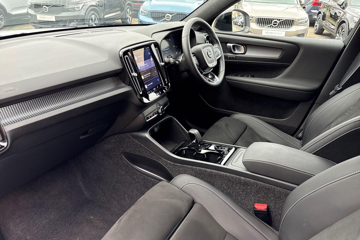 Used Volvo XC40 2025 for sale - 77331482: Photo 26