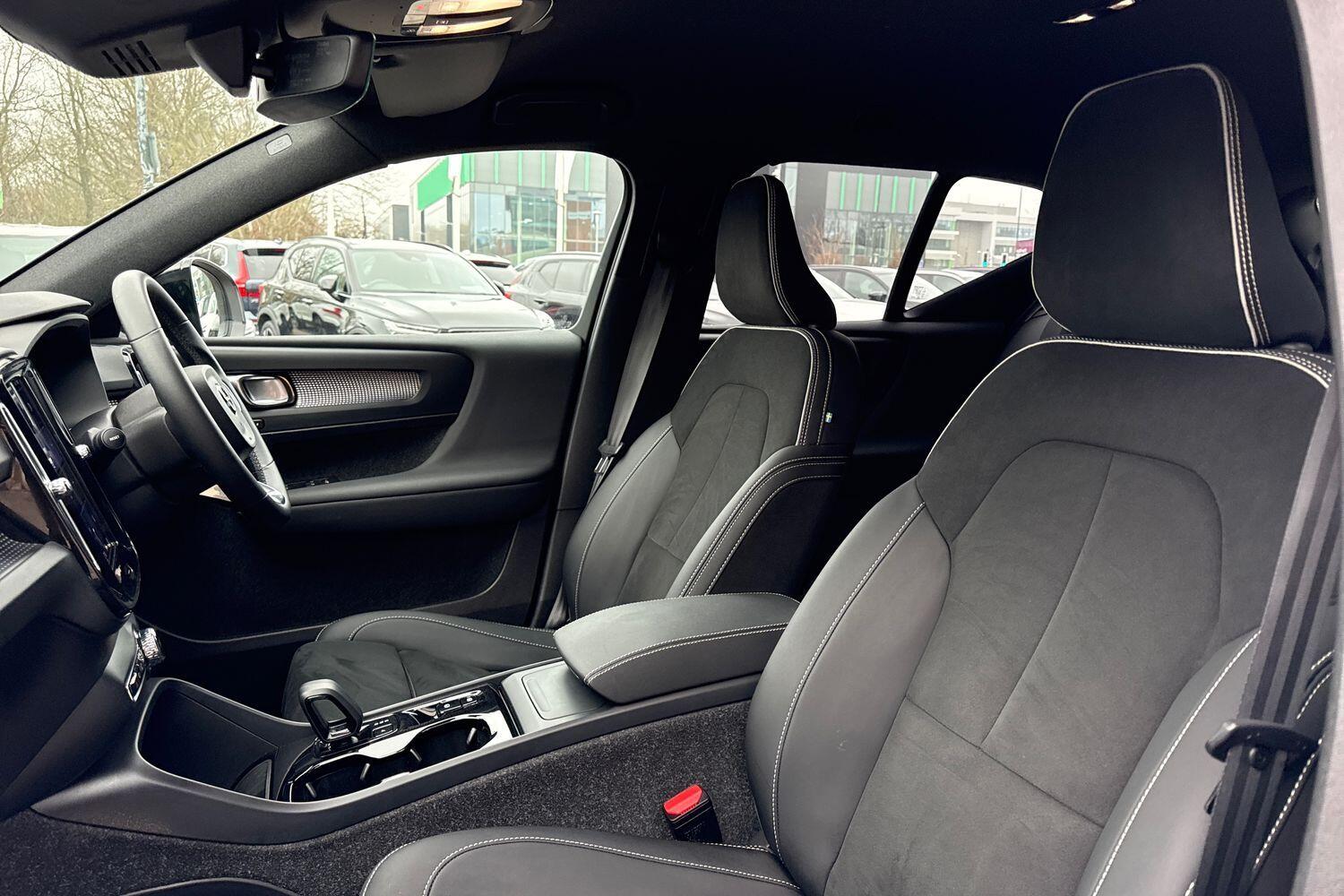 Used Volvo XC40 2025 for sale - 77331482: Photo 27