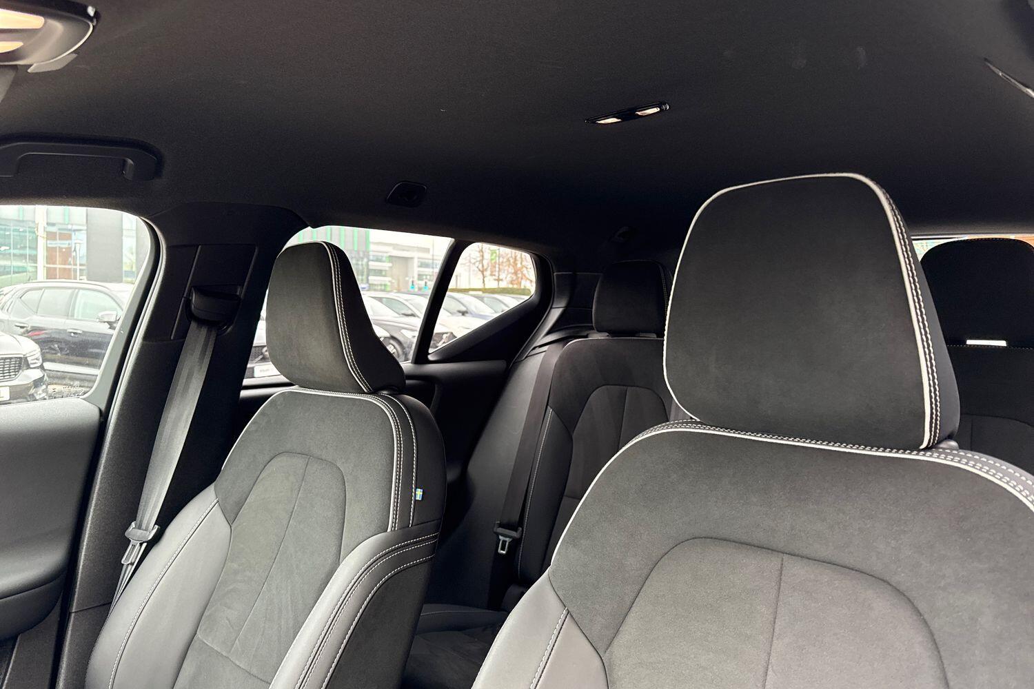 Used Volvo XC40 2025 for sale - 77331482: Photo 28