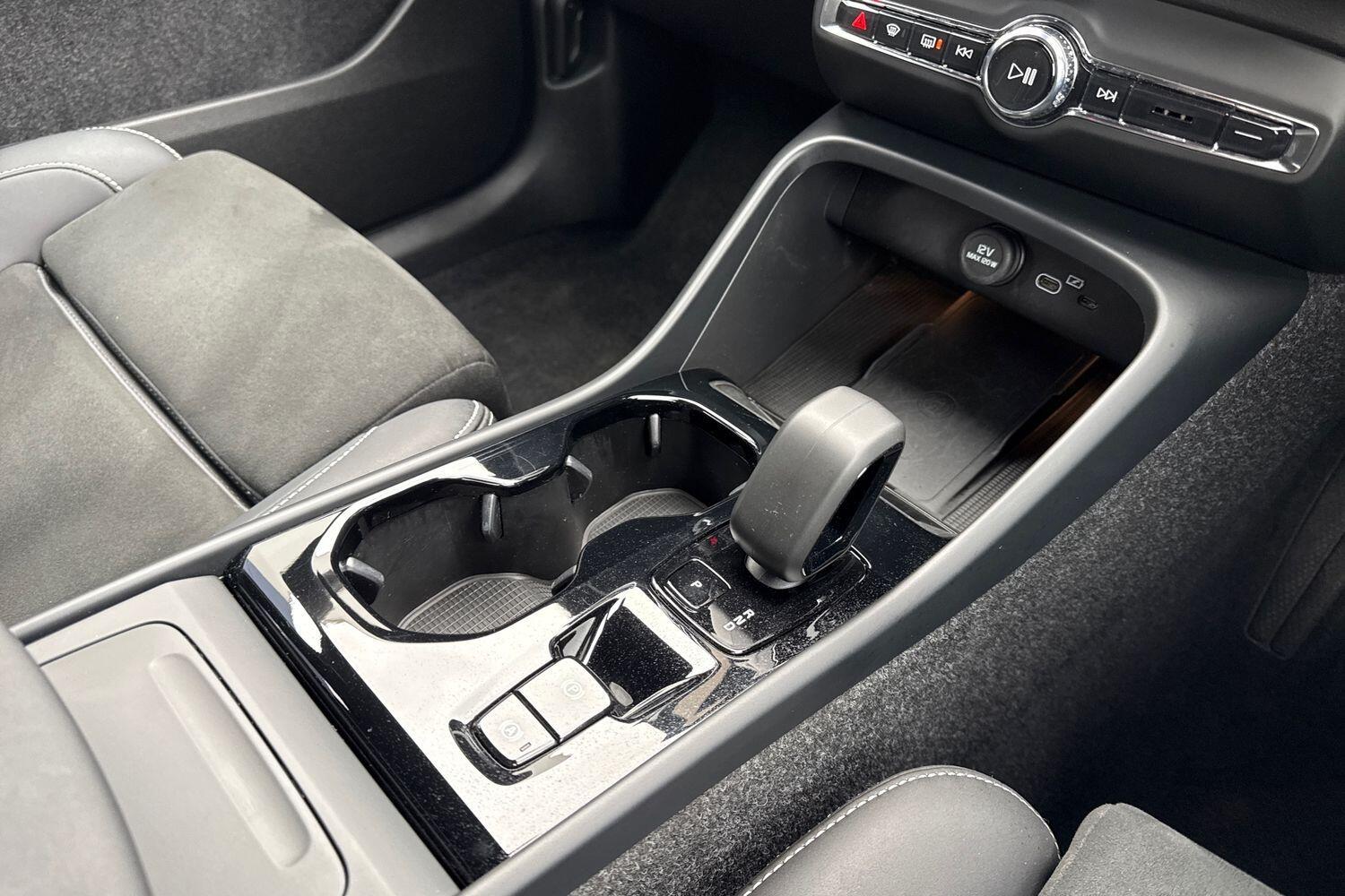 Used Volvo XC40 2025 for sale - 77331482: Photo 42