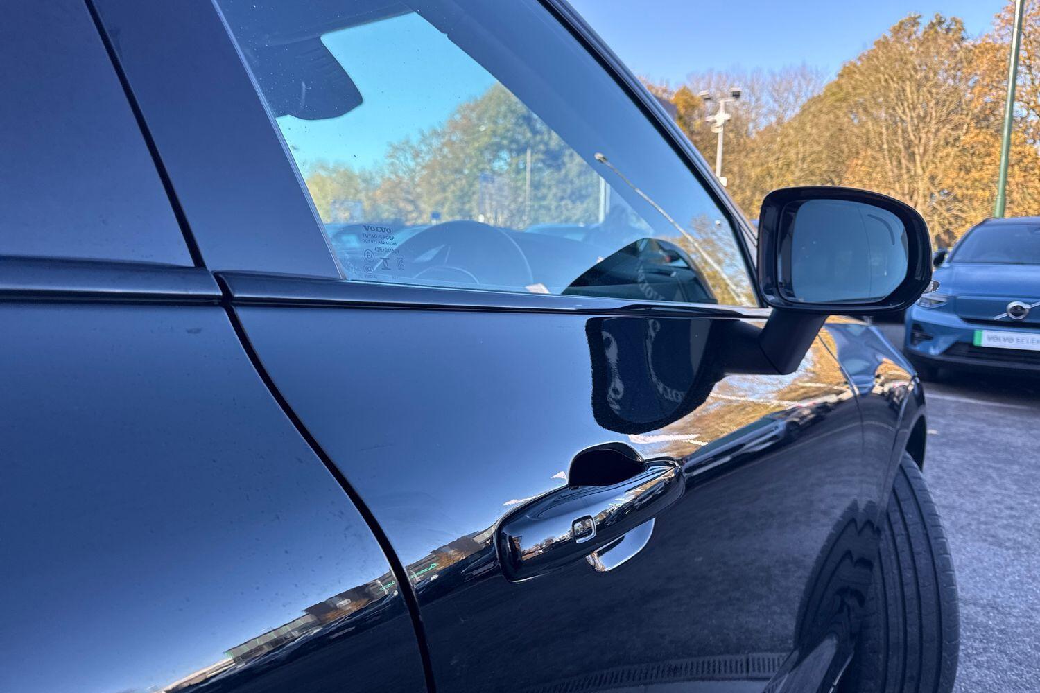 Used Volvo XC60 2023 for sale - 76657878: Photo 17