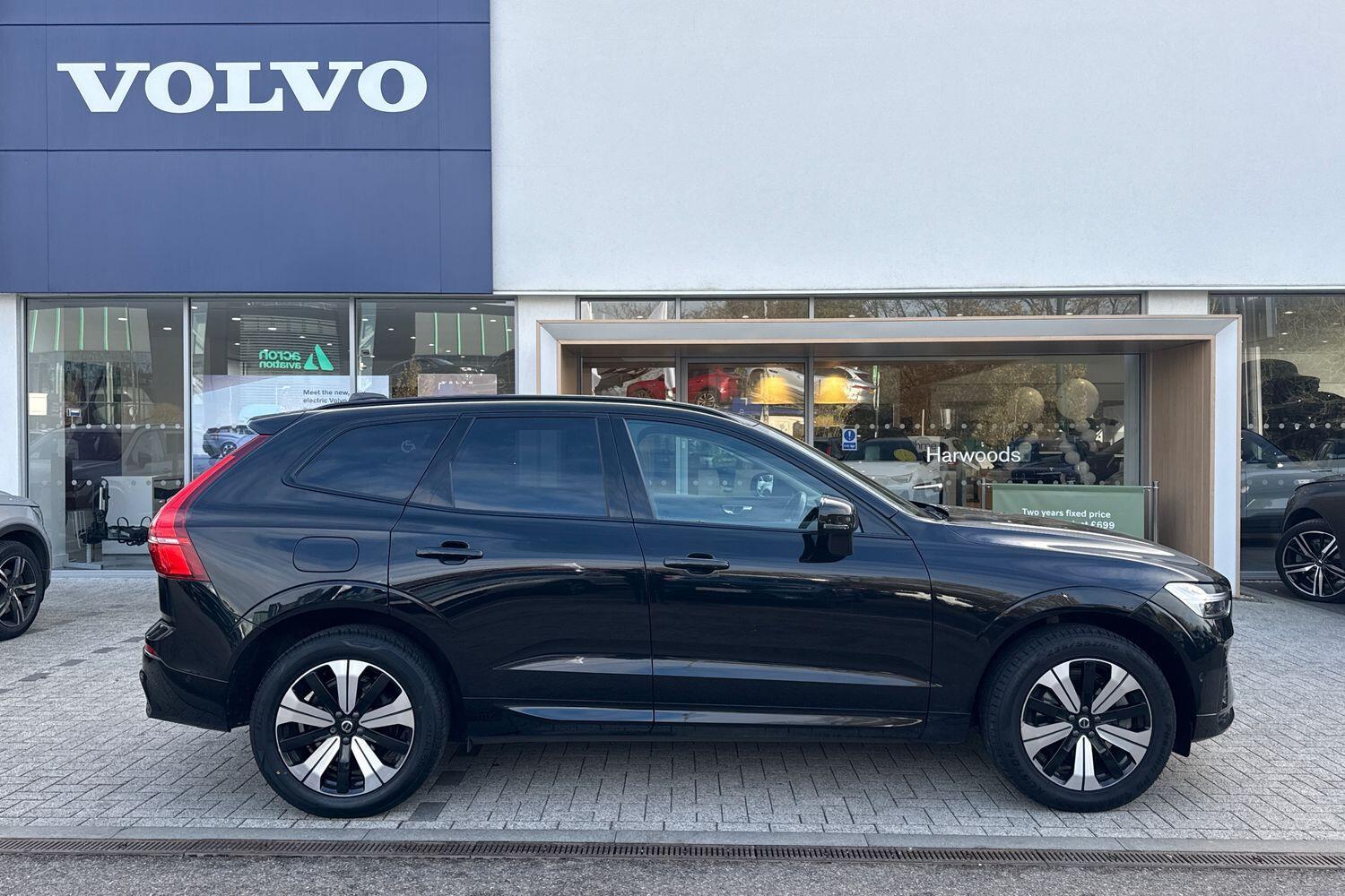 Used Volvo XC60 2023 for sale - 76657878: Photo 2