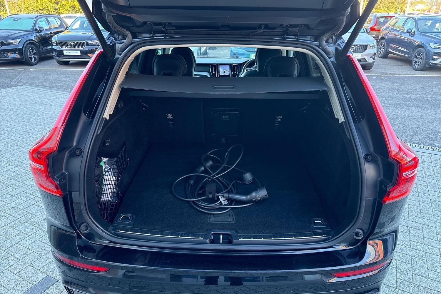 Used Volvo XC60 2023 for sale - 76657878: Photo 20