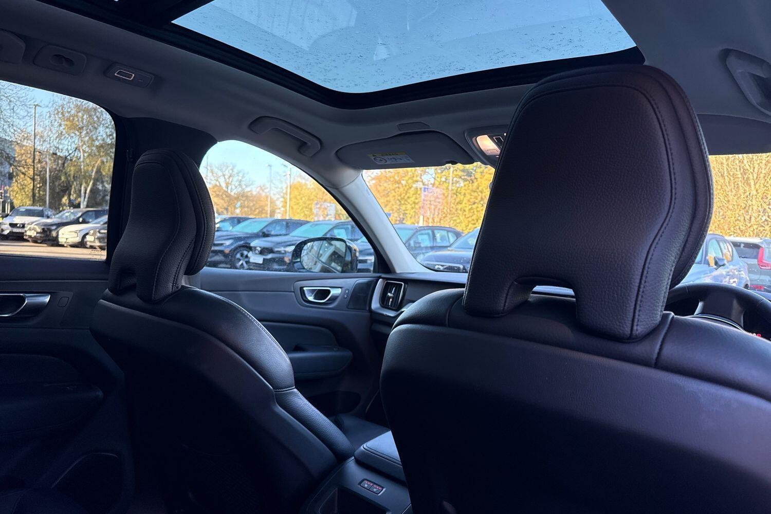 Used Volvo XC60 2023 for sale - 76657878: Photo 24