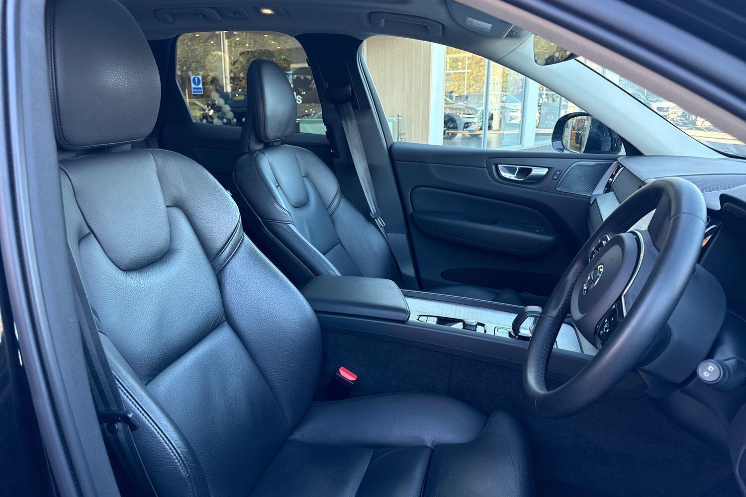 Used Volvo XC60 2023 for sale - 76657878: Photo 26