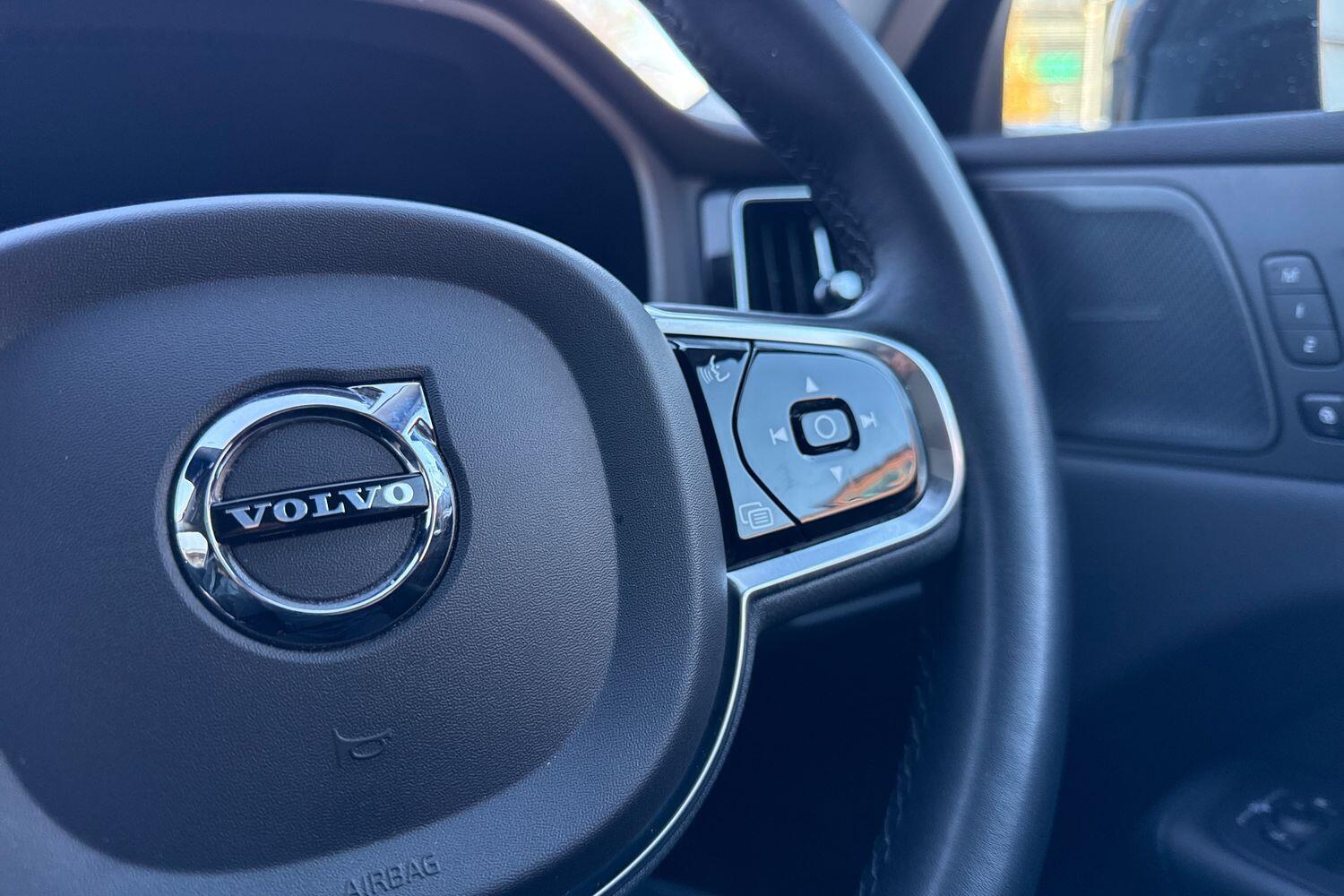 Used Volvo XC60 2023 for sale - 76657878: Photo 37