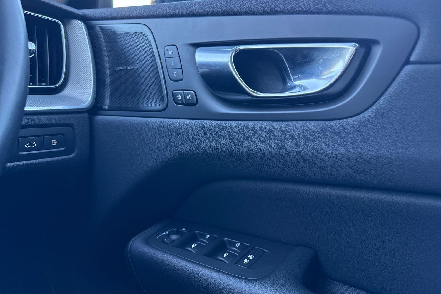 Used Volvo XC60 2023 for sale - 76657878: Photo 42