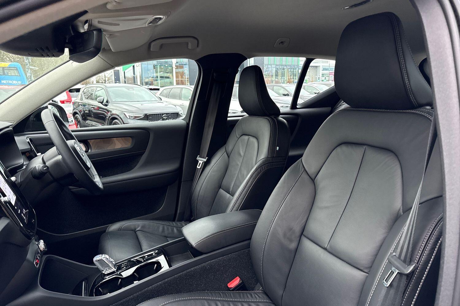 Used Volvo XC40 2022 for sale - 77255324: Photo 28