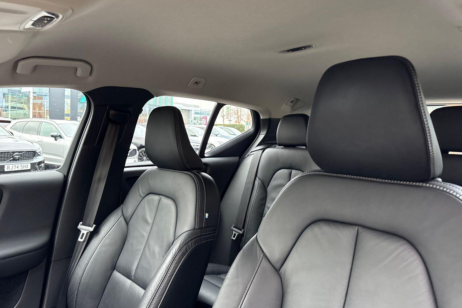 Used Volvo XC40 2022 for sale - 77255324: Photo 29