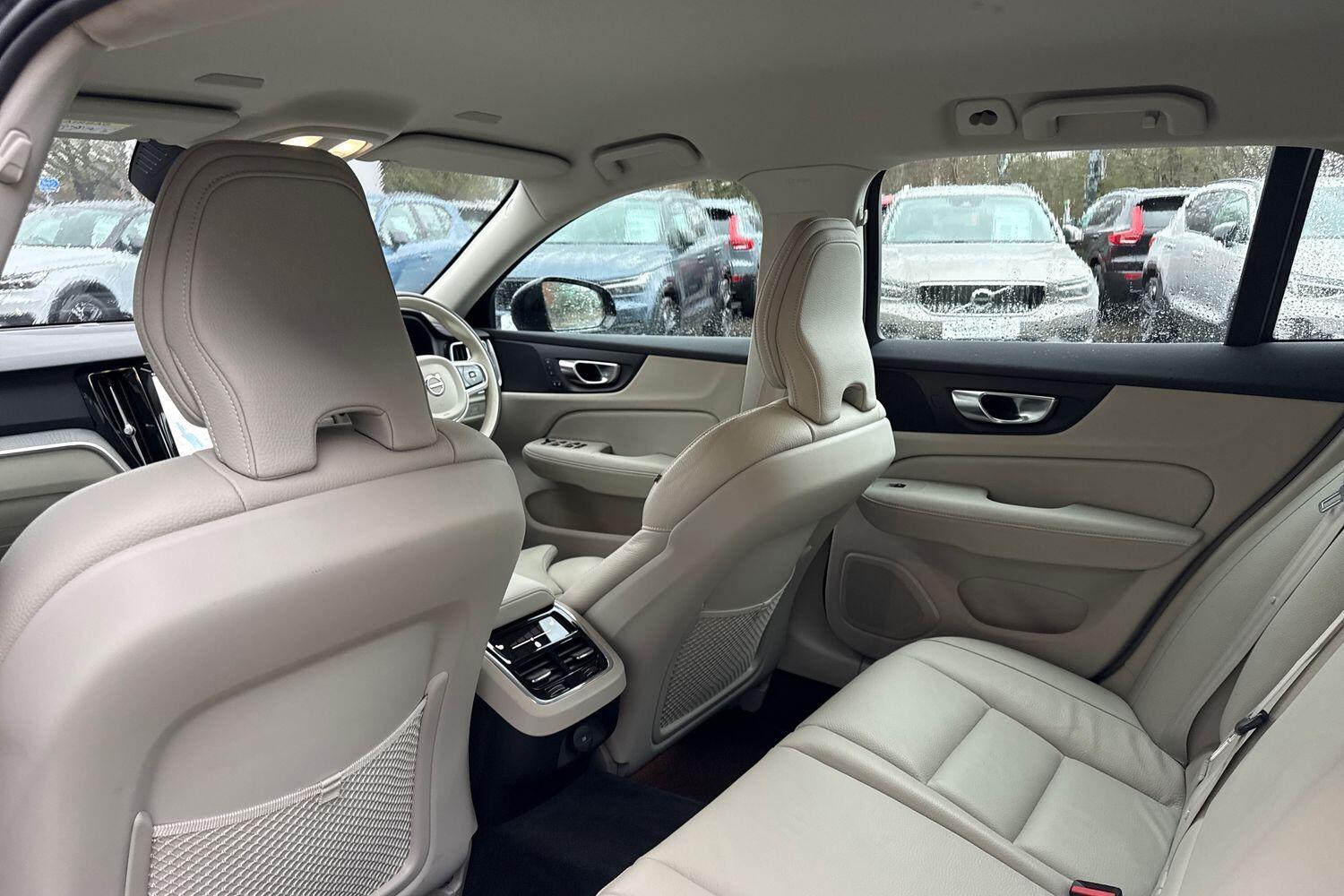 Used Volvo V60 for sale - 77671679: Photo 29