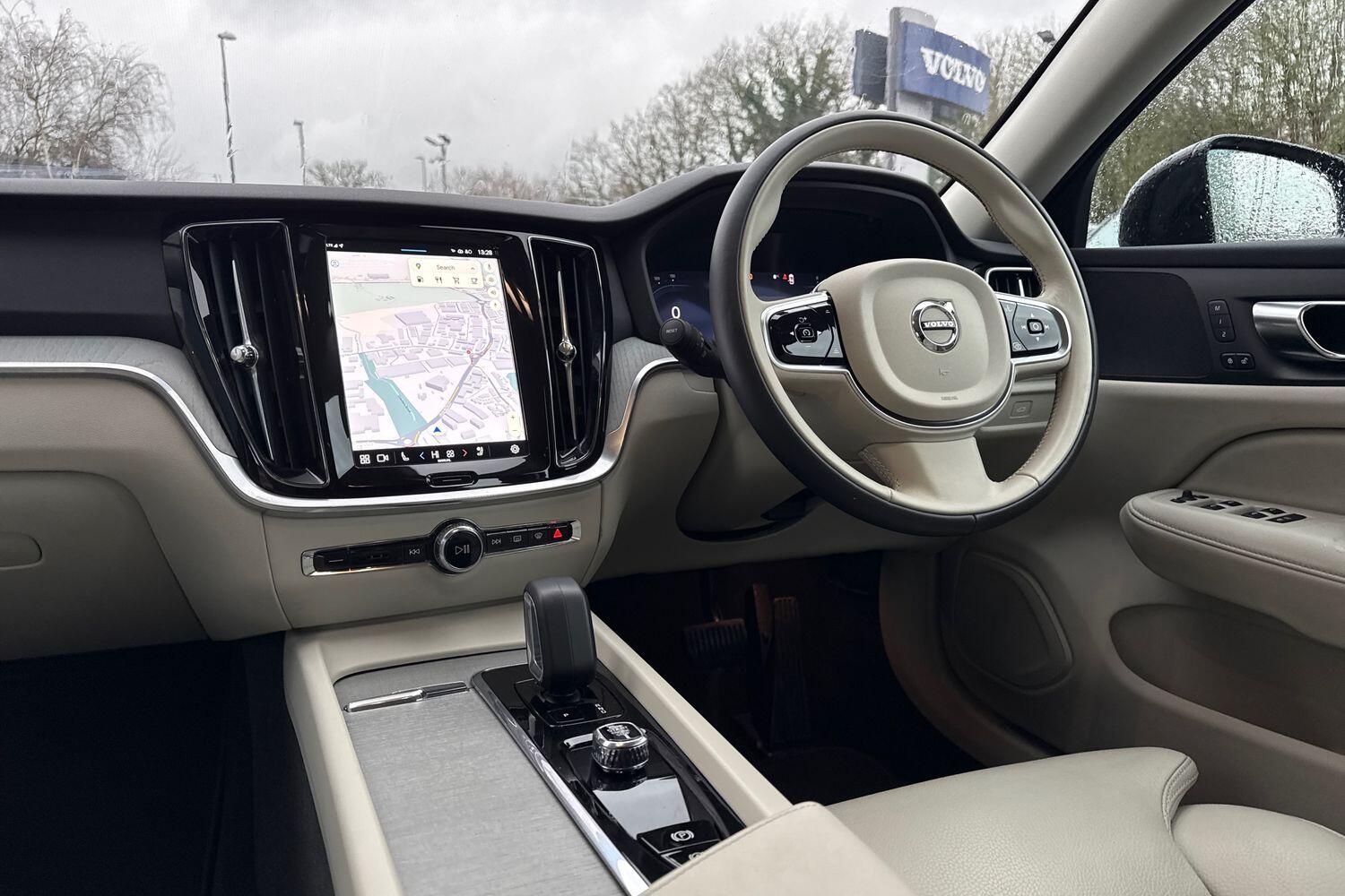 Used Volvo V60 for sale - 77671679: Photo 33