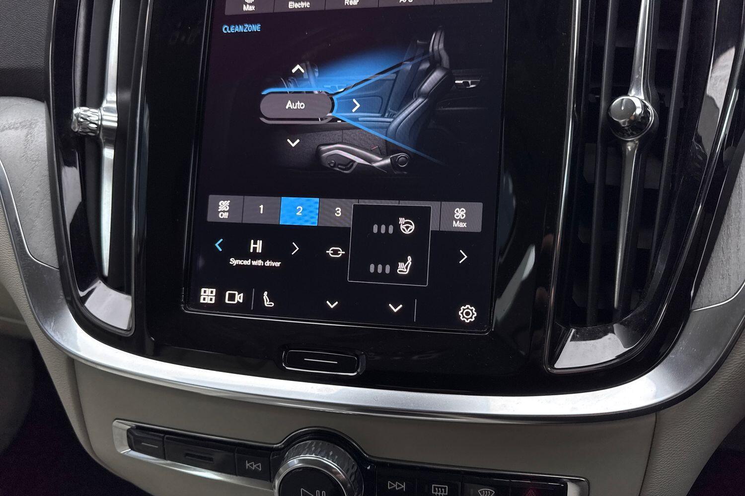 Used Volvo V60 for sale - 77671679: Photo 37