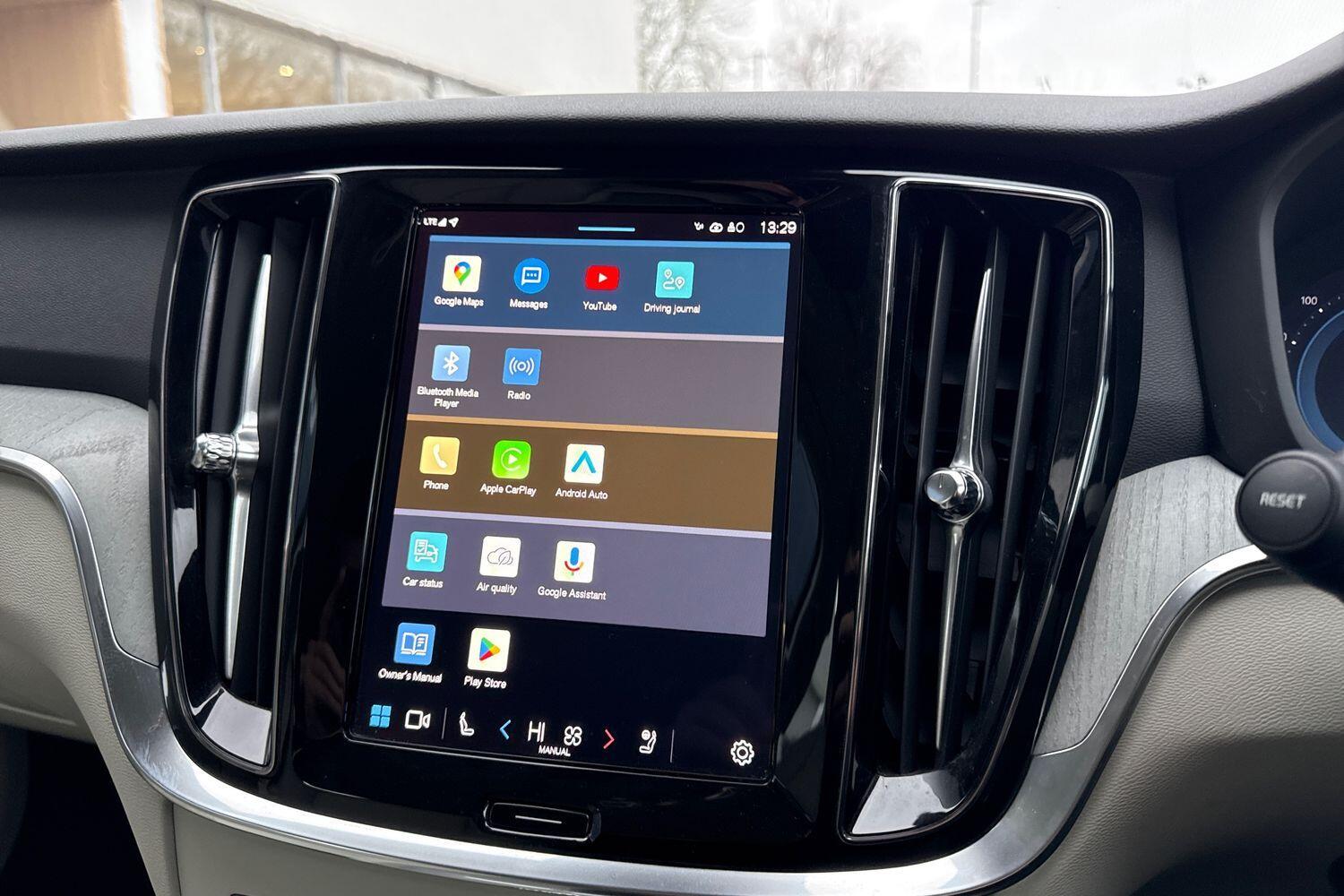 Used Volvo V60 for sale - 77671679: Photo 38