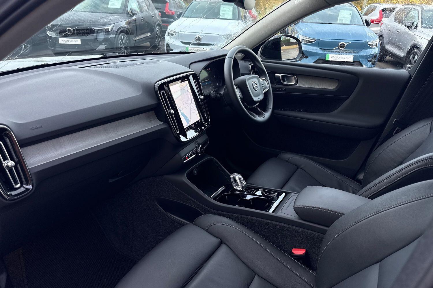 Used Volvo XC40 2024 for sale - 76573665: Photo 27