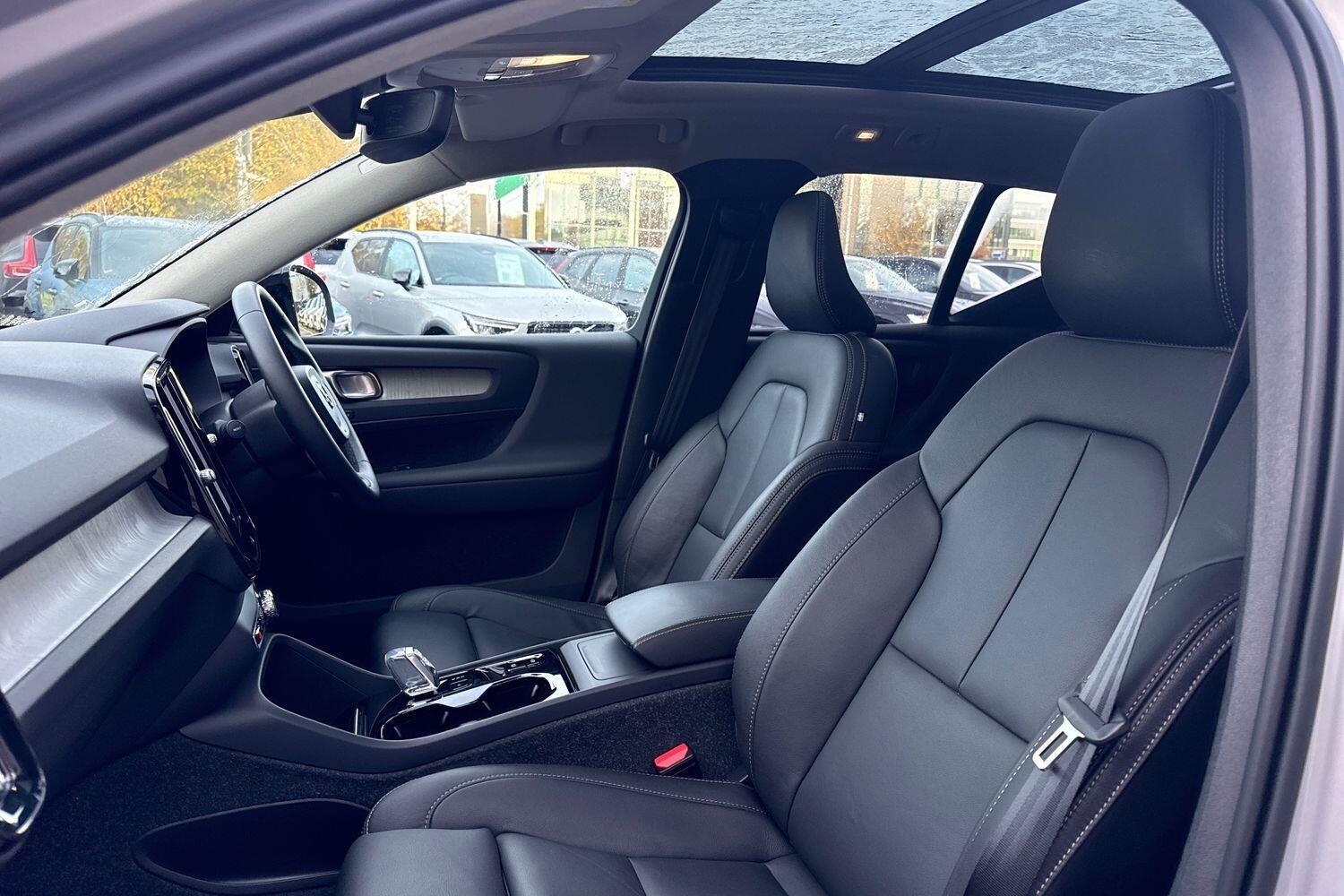 Used Volvo XC40 2024 for sale - 76573665: Photo 28