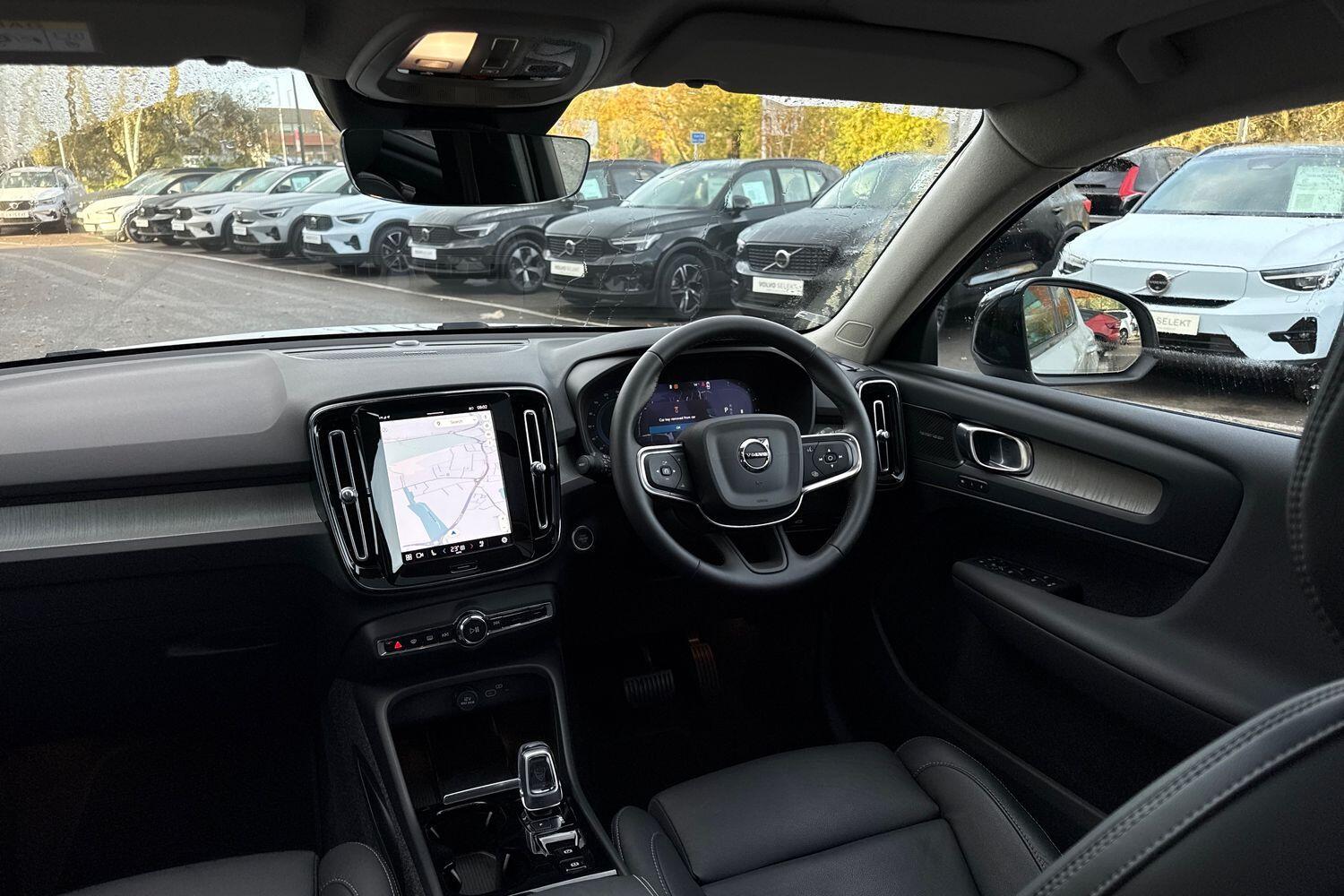 Used Volvo XC40 2024 for sale - 76573665: Photo 33