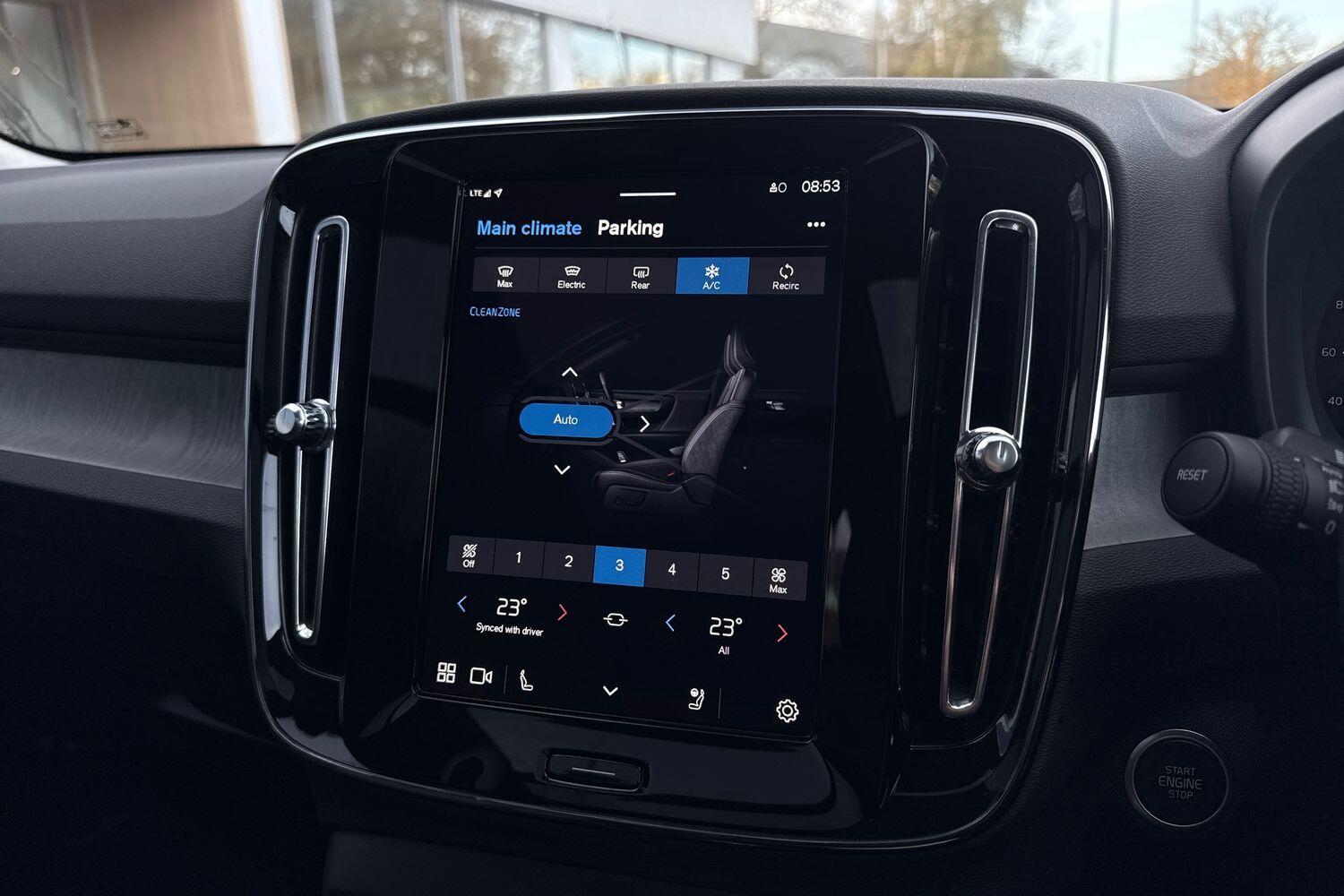 Used Volvo XC40 2024 for sale - 76573665: Photo 39