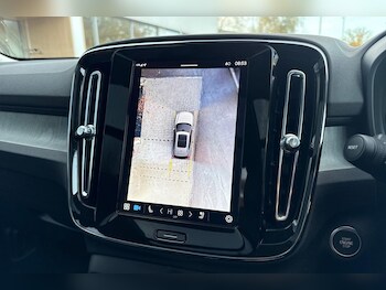 Used Volvo XC40 2024 for sale - 76573665: Photo