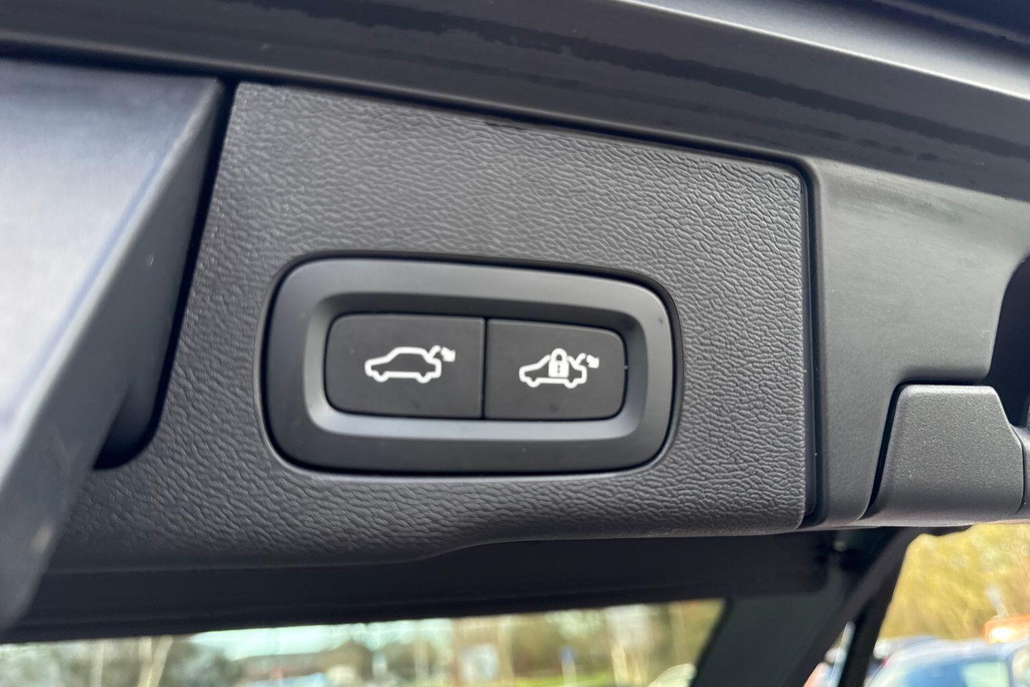 Used Volvo XC60 2024 for sale - 77497461: Photo 21