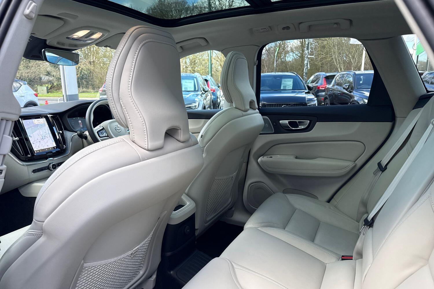 Used Volvo XC60 2024 for sale - 77497461: Photo 31