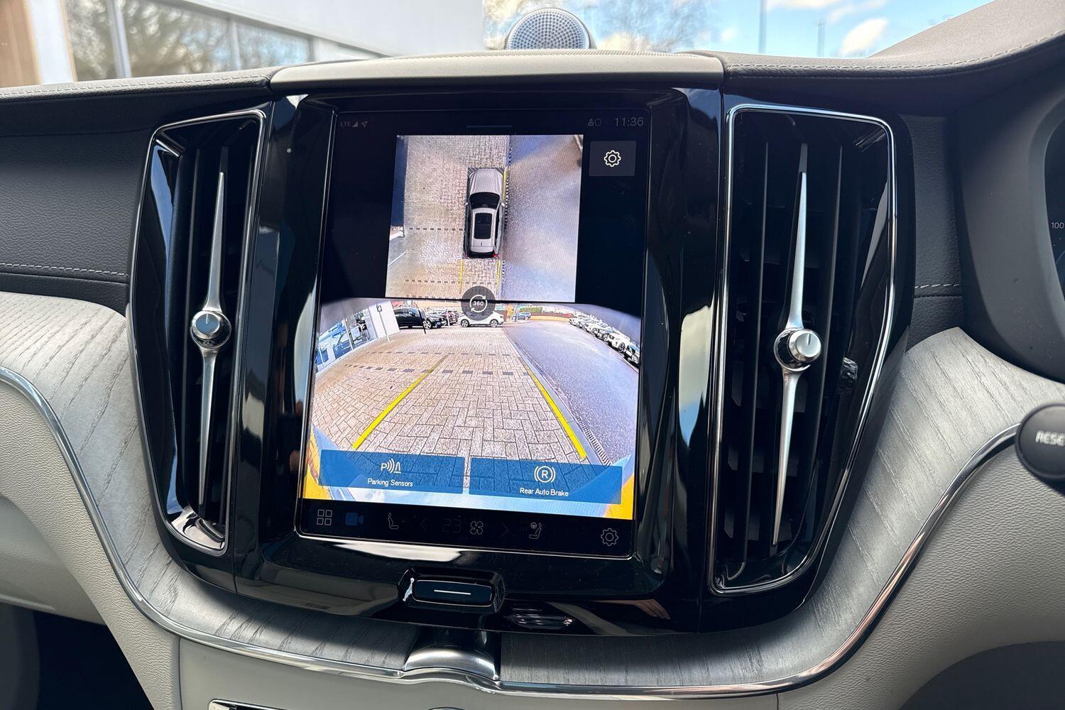 Used Volvo XC60 2024 for sale - 77497461: Photo 4