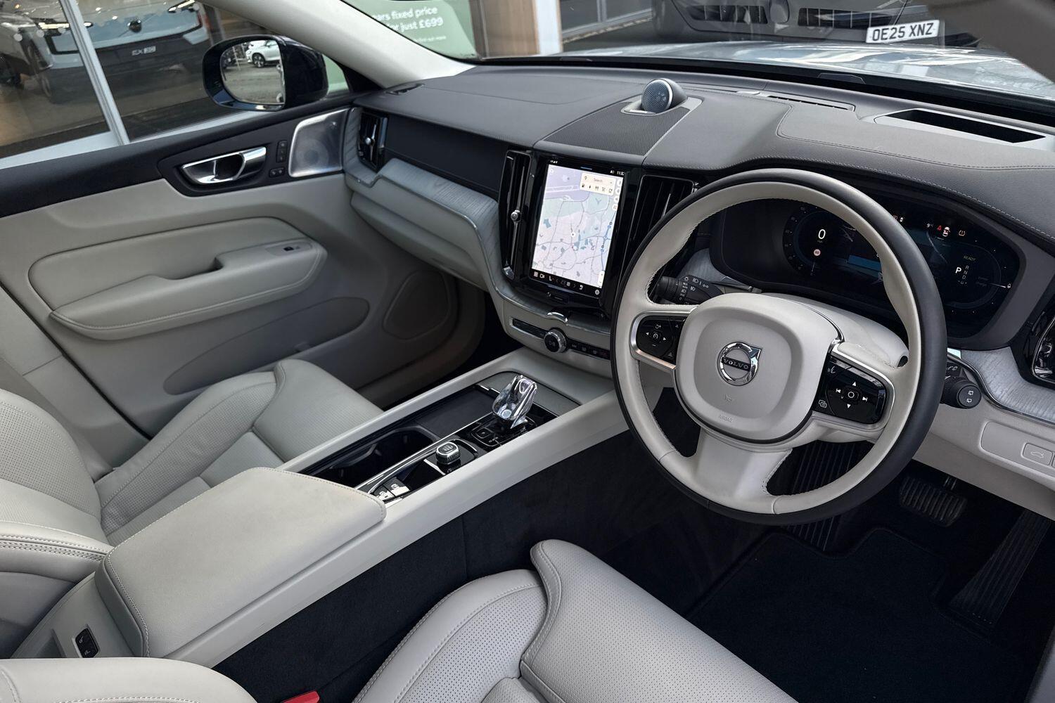 Used Volvo XC60 2024 for sale - 77497461: Photo 6