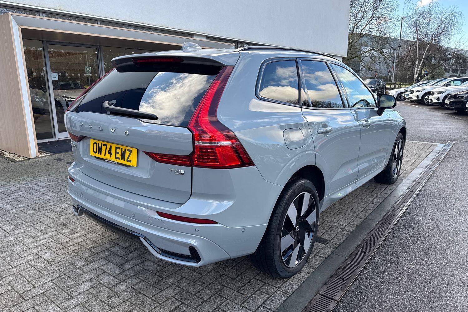 Used Volvo XC60 2024 for sale - 77497461: Photo 8