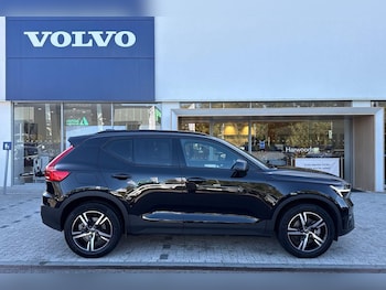 Used Volvo XC40 2024 for sale - 76200934: Photo 2