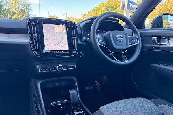 Used Volvo XC40 2024 for sale - 76200934: Photo 35