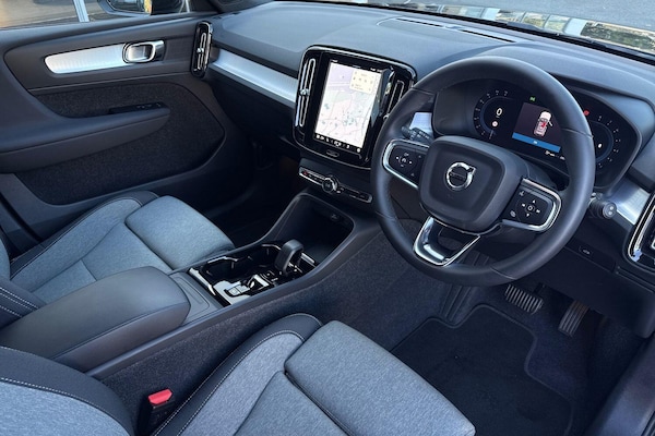 Used Volvo XC40 2024 for sale - 76200934: Photo 5