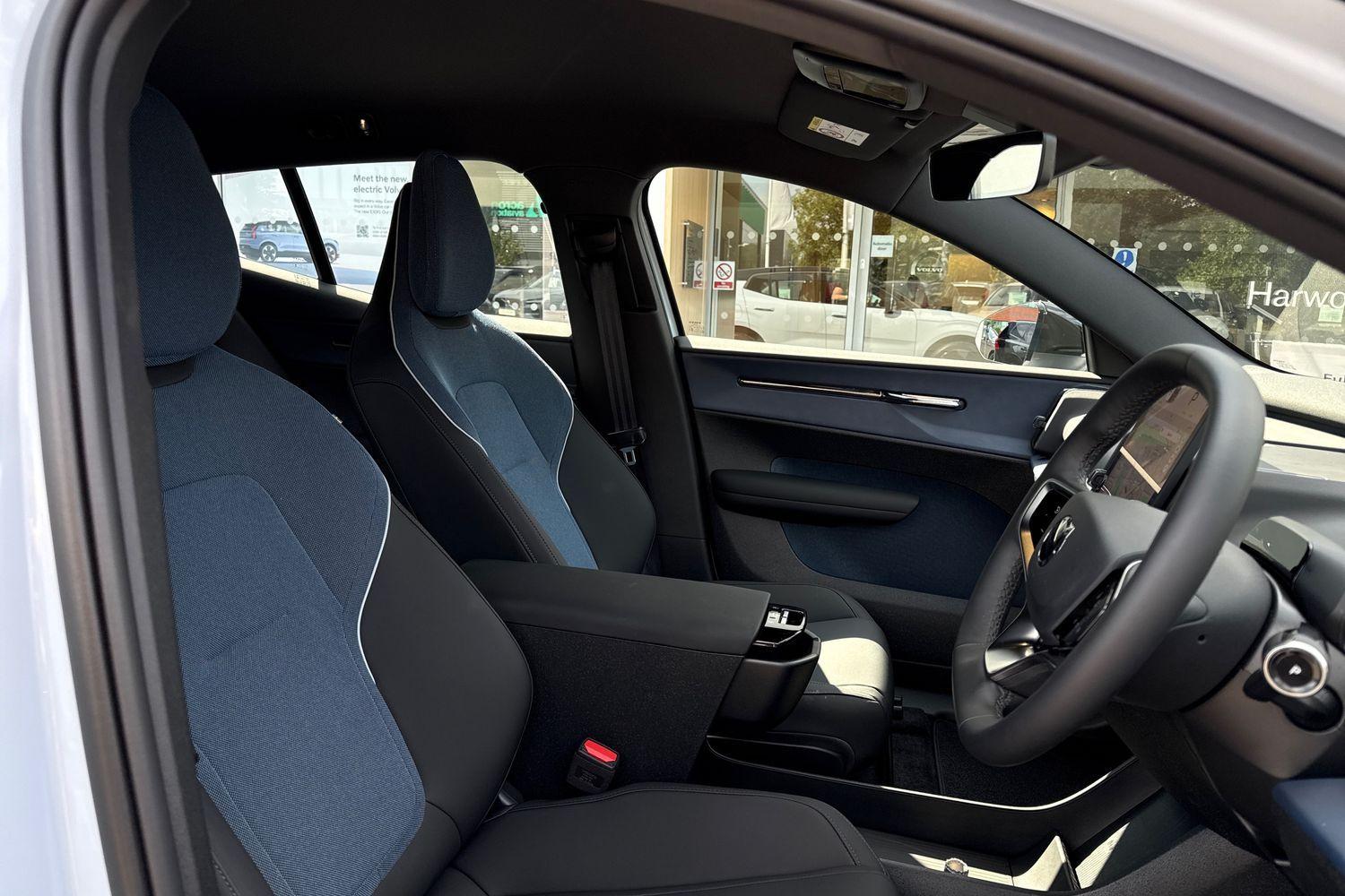 Used Volvo EX30 2025 for sale - 77469030: Photo 25