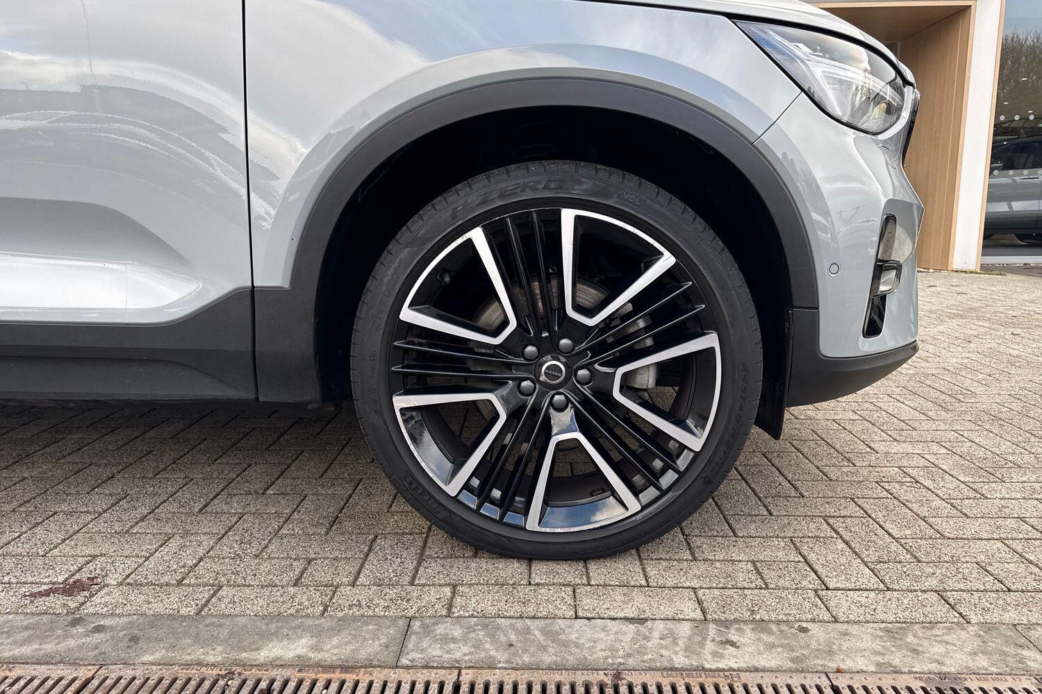 Used Volvo XC40 2025 for sale - 77376970: Photo 14