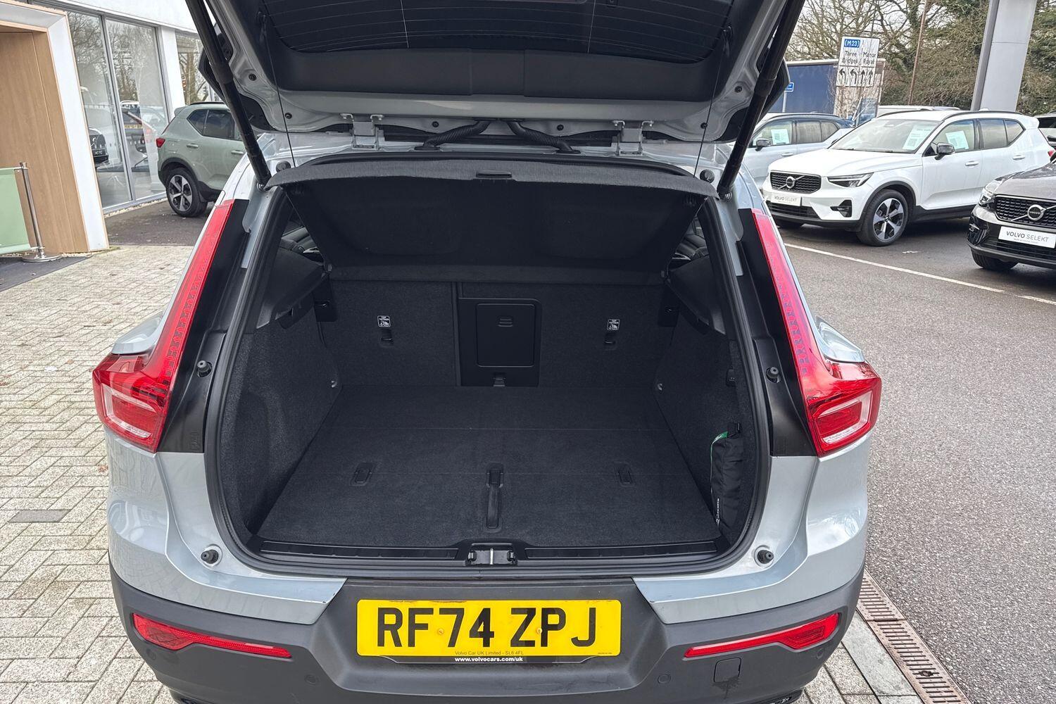 Used Volvo XC40 2025 for sale - 77376970: Photo 20