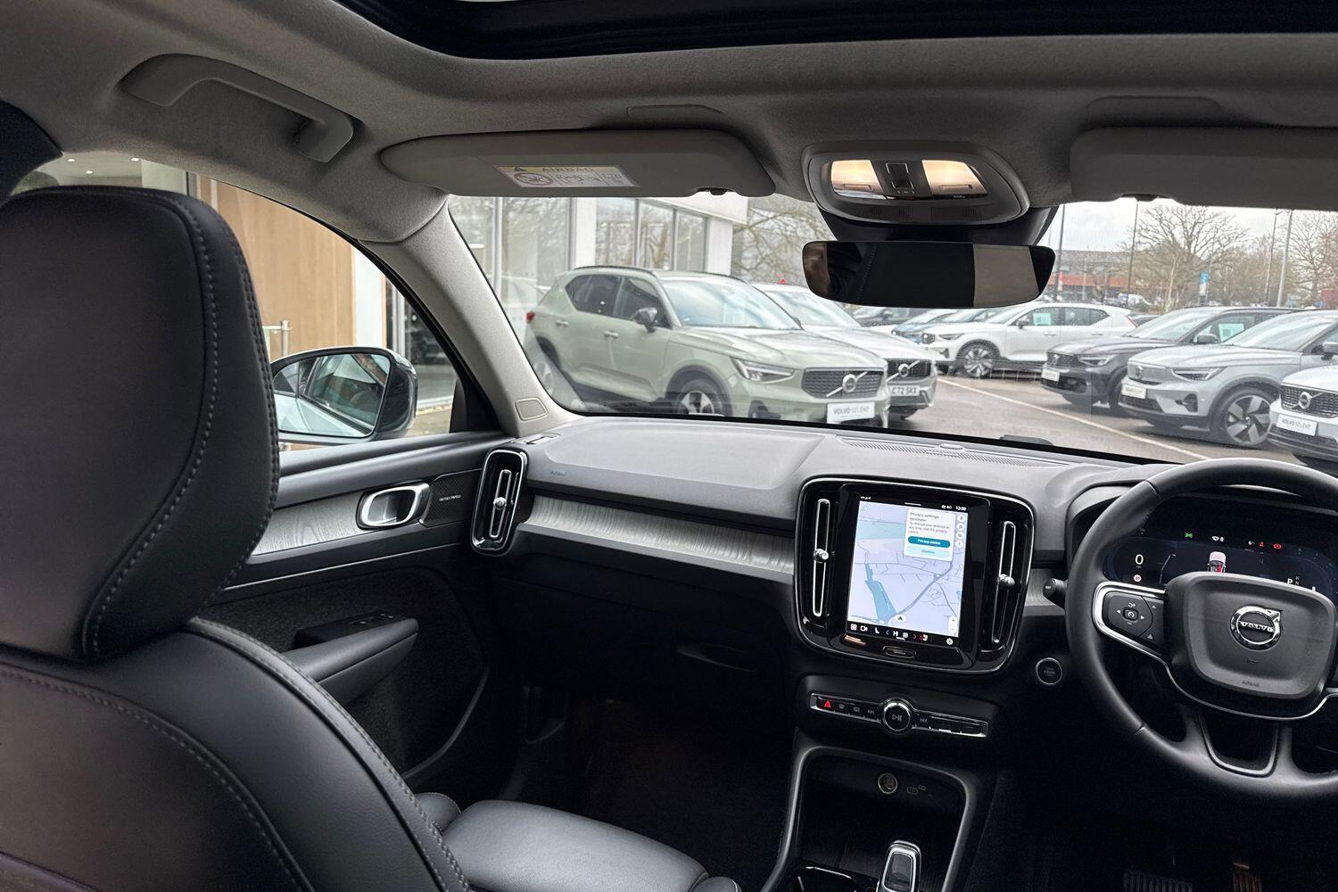 Used Volvo XC40 2025 for sale - 77376970: Photo 32