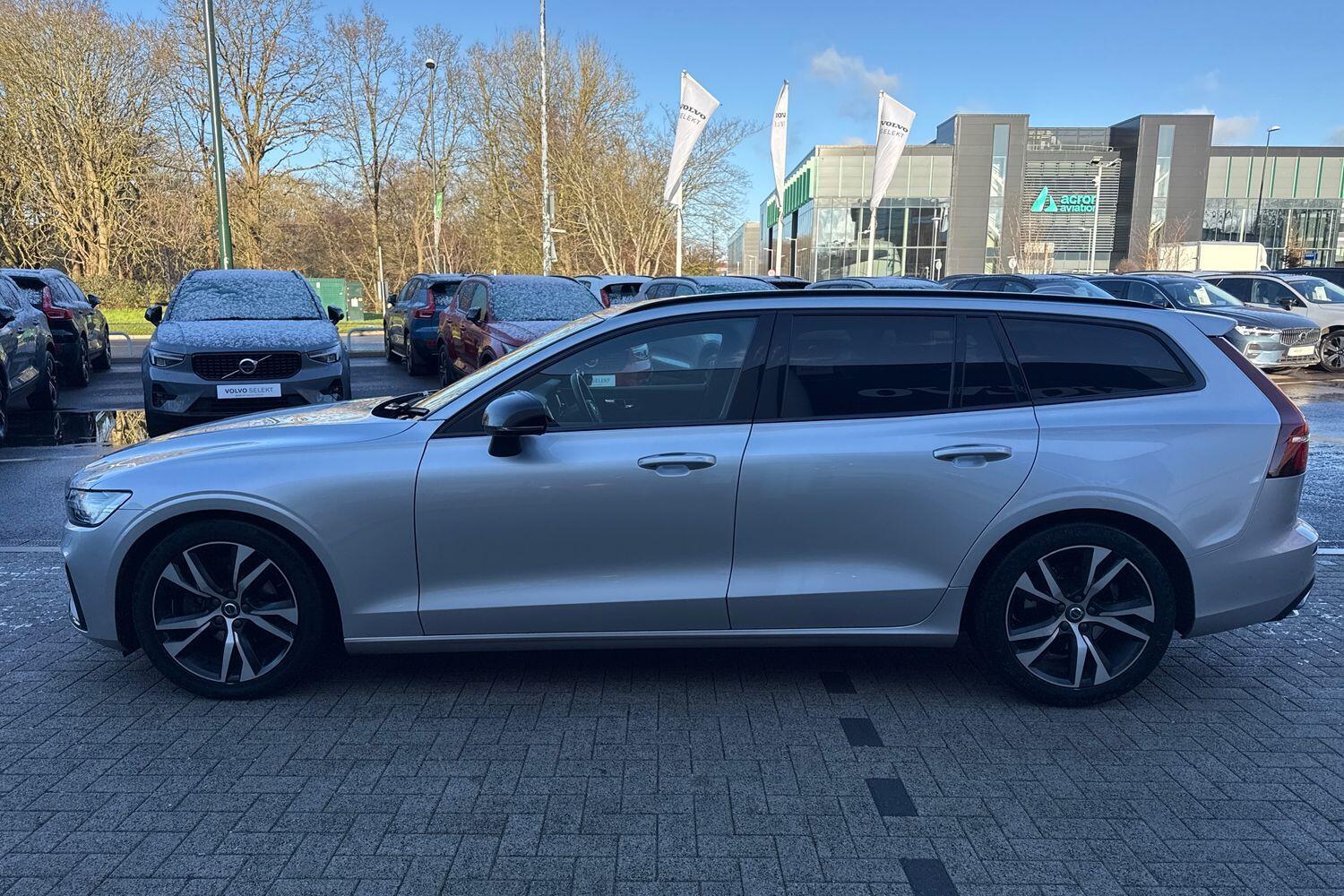 Used Volvo V60 2020 for sale - 77103574: Photo 11