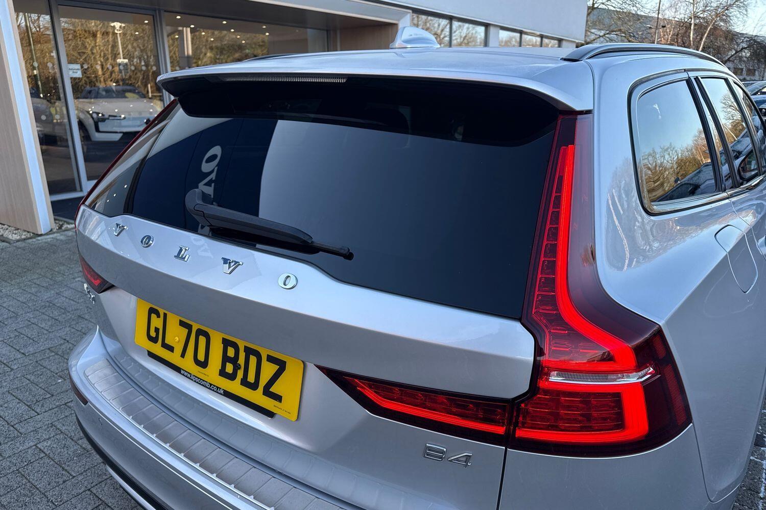 Used Volvo V60 2020 for sale - 77103574: Photo 16