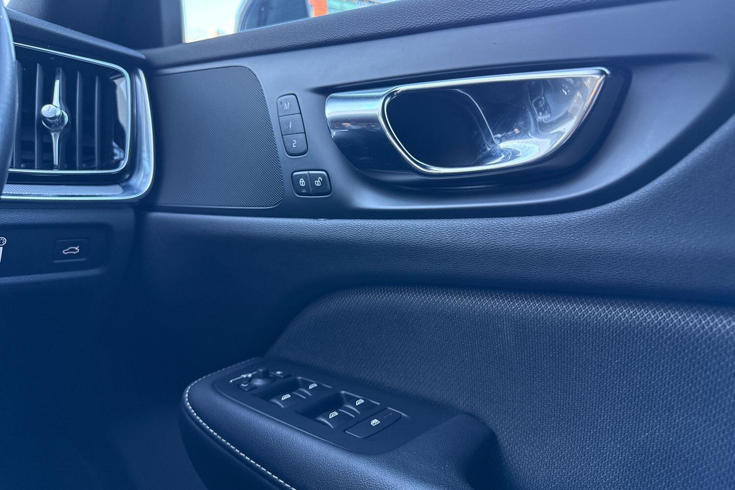 Used Volvo V60 2020 for sale - 77103574: Photo 43