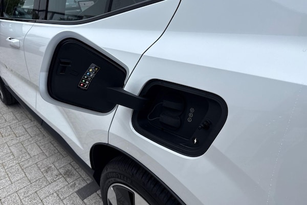 Used Volvo EX30 2025 for sale - 76325928: Photo 18